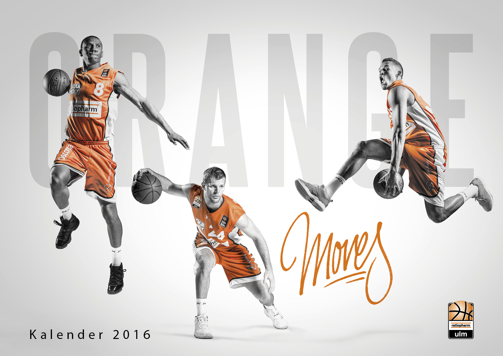 2016 unterstreichen die dynamischen Bilder der Spieler das Motto „Orange Moves“ – das gesamte Team ist in diesem Jahr im Monat März zu finden. 2016 unterstreichen die dynamischen Bilder der Spieler das Motto „Orange Moves“ – das gesamte Team ist in diesem Jahr im Monat März zu finden.